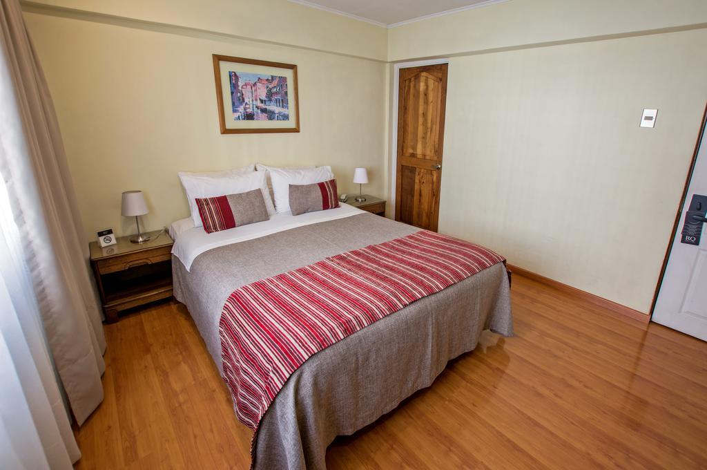 Hotel Dacarlo Santiago Cameră foto